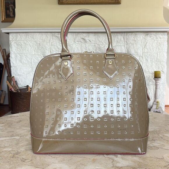 Arcadia Classic Large Alma Style Satchel Patent Leather Monogram Red Accents Bag - Picture 4 of 16